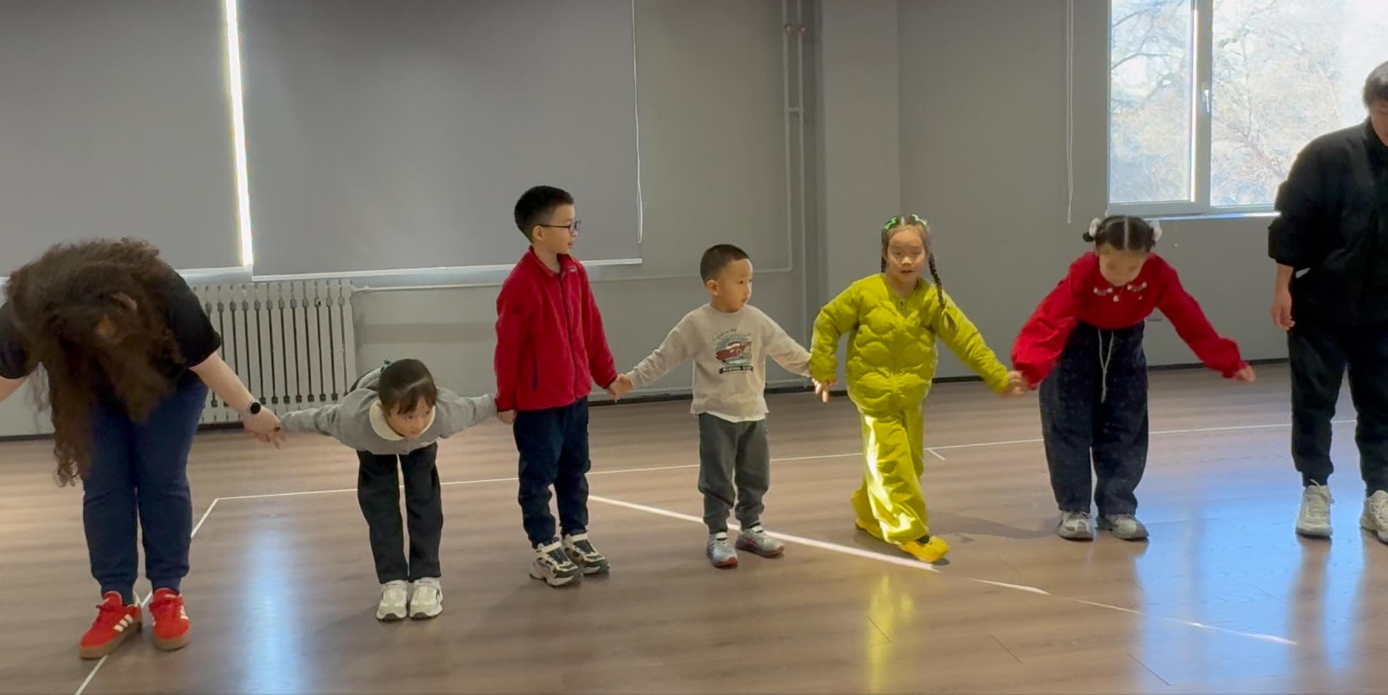 Cover Image for Alice in Wonderland – Ethan in Drama Class